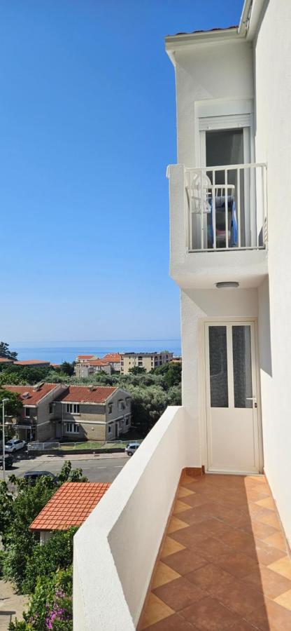 Sea View Apartment Aria Petrovac المظهر الخارجي الصورة