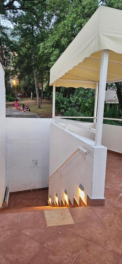 Sea View Apartment Aria Petrovac المظهر الخارجي الصورة